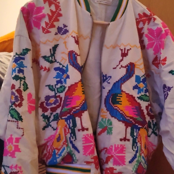 Urban Outfitter Bomber jacket - Picture 1 of 4